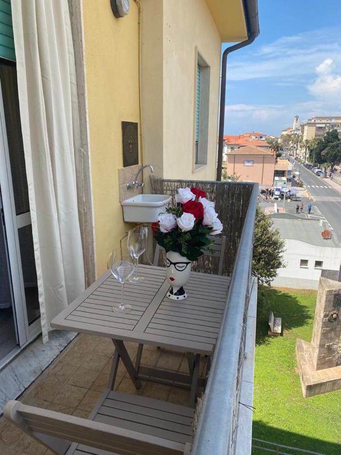 Noemi Apartment San Vincenzo Exterior foto
