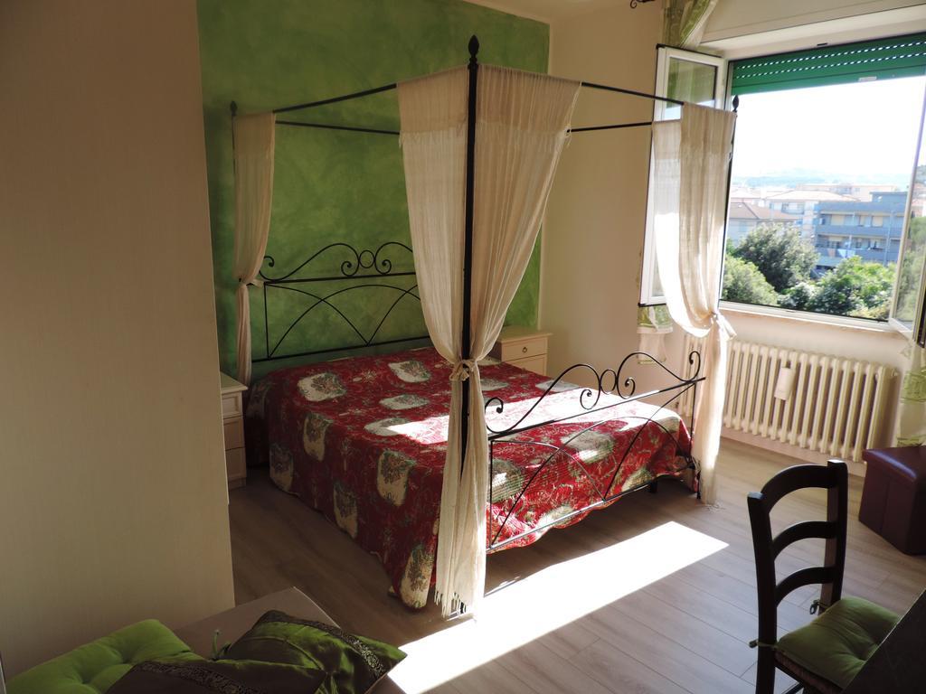 Noemi Apartment San Vincenzo Cameră foto