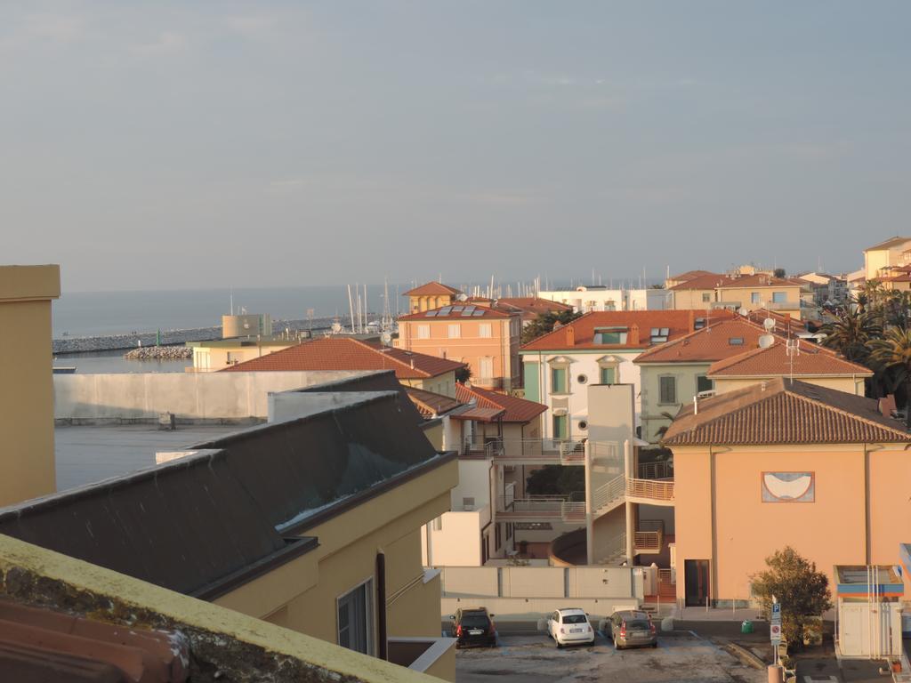 Noemi Apartment San Vincenzo Exterior foto