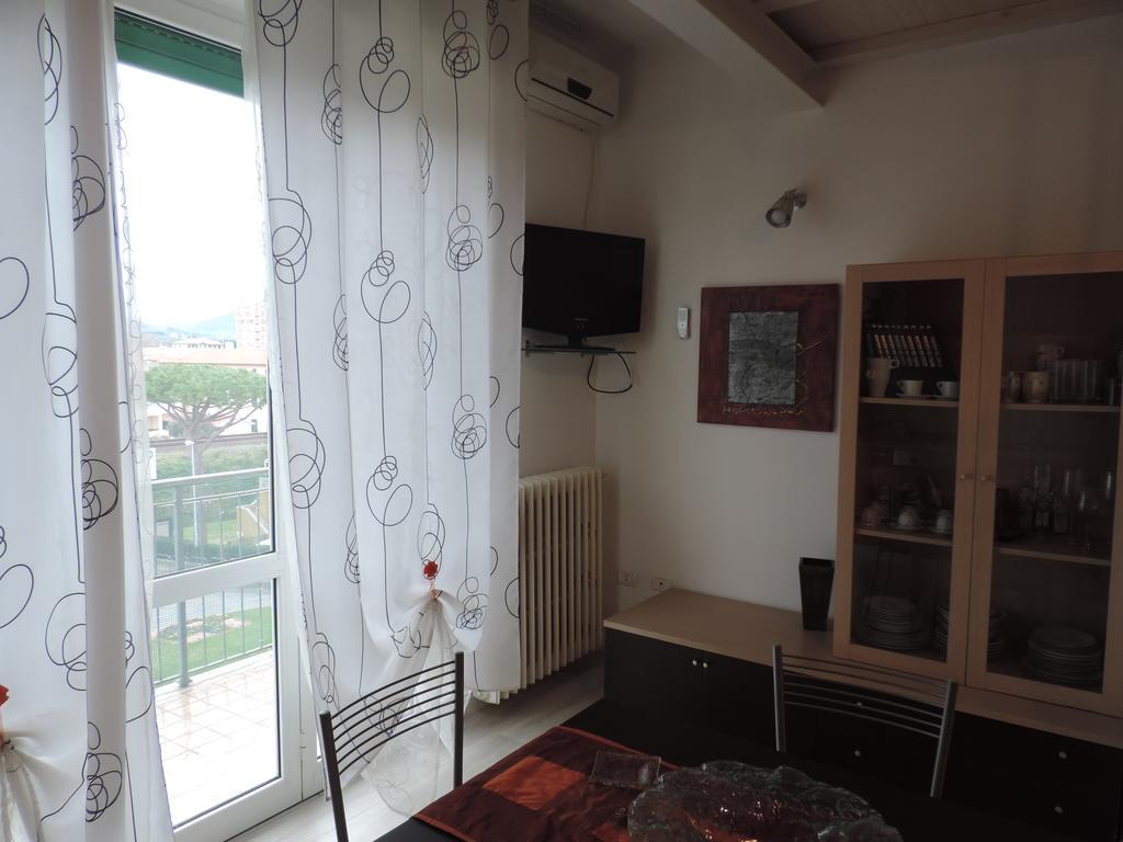 Noemi Apartment San Vincenzo Exterior foto